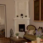Apartamento Unique Spacious Classic Three Bedroom Midtown ! Billiard ! *