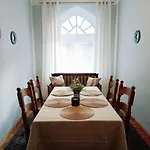 Apartamento Unique Spacious Classic Three Bedroom Midtown ! Billiard ! *
