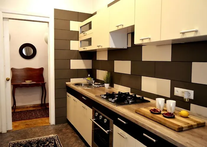 Unique Spacious Classic Three Bedroom Midtown ! Billiard ! Apartment Riga