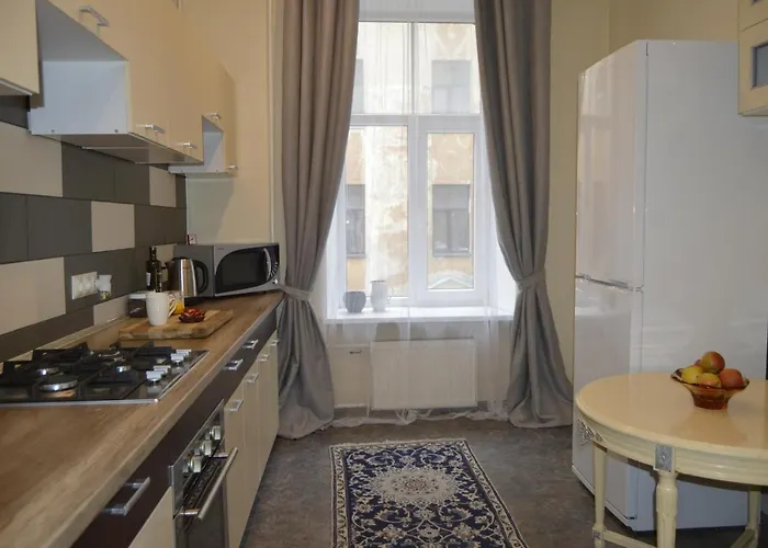 Unique Spacious Classic Three Bedroom Midtown ! Billiard ! Apartment