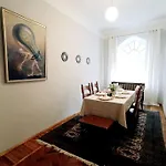 Unique Spacious Classic Three Bedroom Midtown ! Billiard ! * Riga