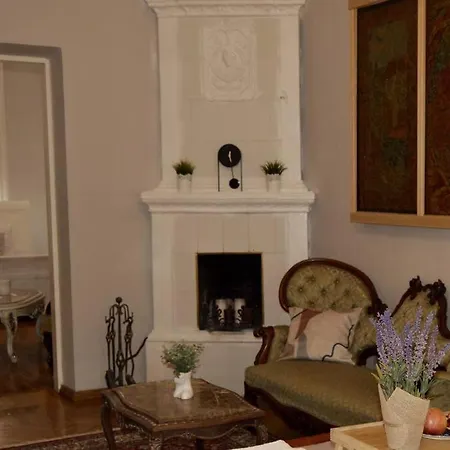 Appartement Unique Spacious Classic 3 Bedroom Midtown ! Billiard ! *