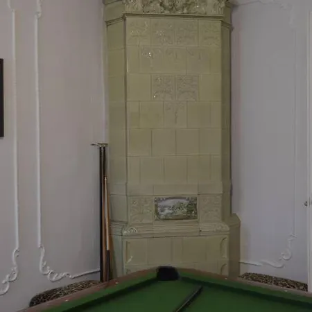 Unique Spacious Classic 3 Bedroom Midtown ! Billiard ! * Riga