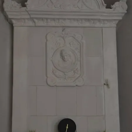 Unique Spacious Classic 3 Bedroom Midtown ! Billiard ! Appartement *